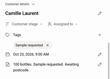 メモ、担当者、フォローアップ日時がある顧客情報
